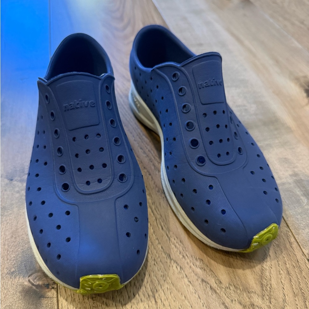 Native Slip-On Sneakers in Navy with Lime Toe Accent size 2